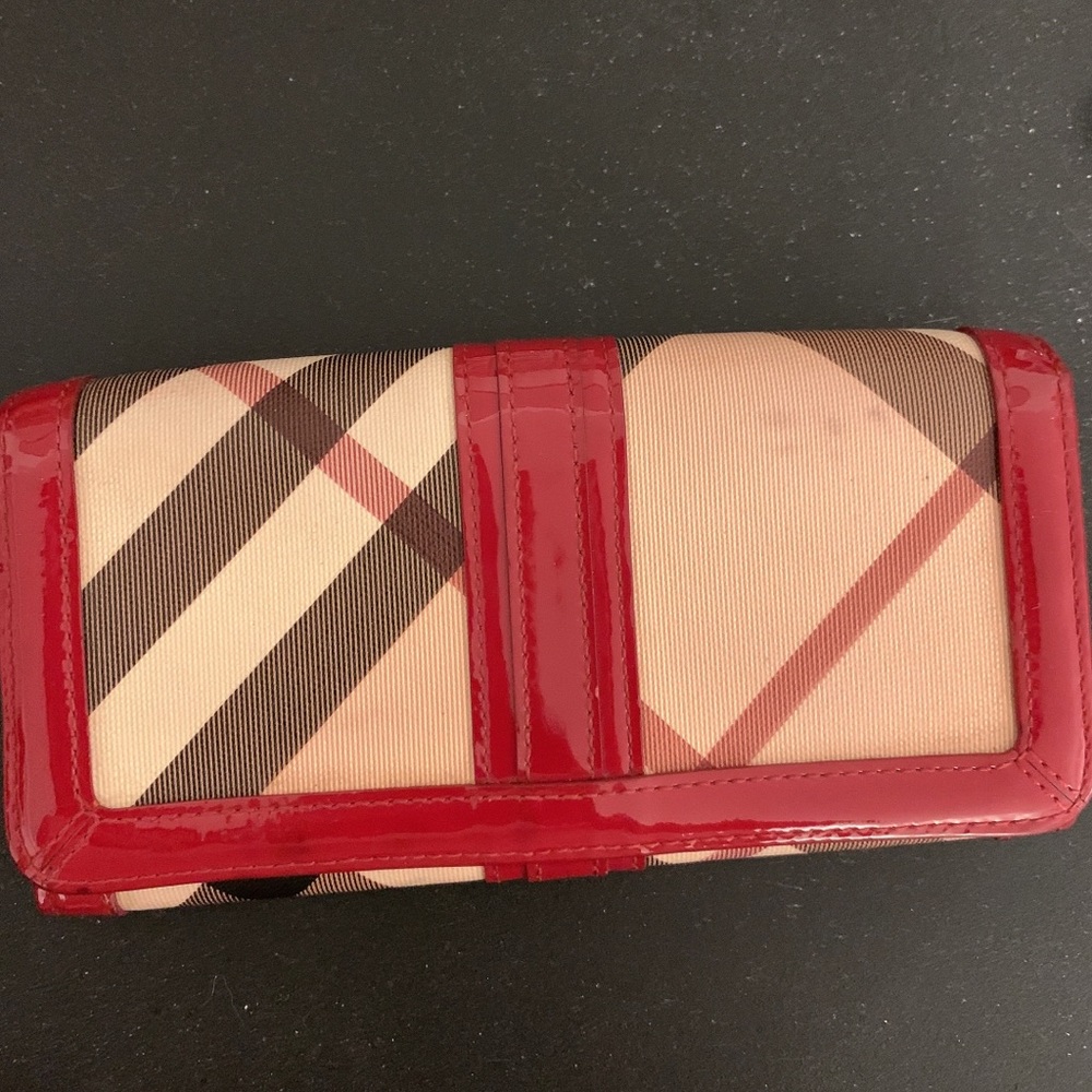 Burberry wallet